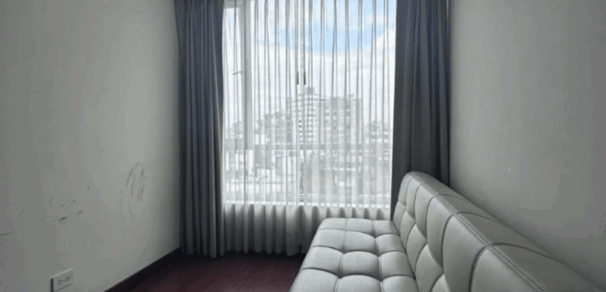 Rento Suite, con Estudio, Sin Amoblar, Parqueadero. Sector 10 de Agosto