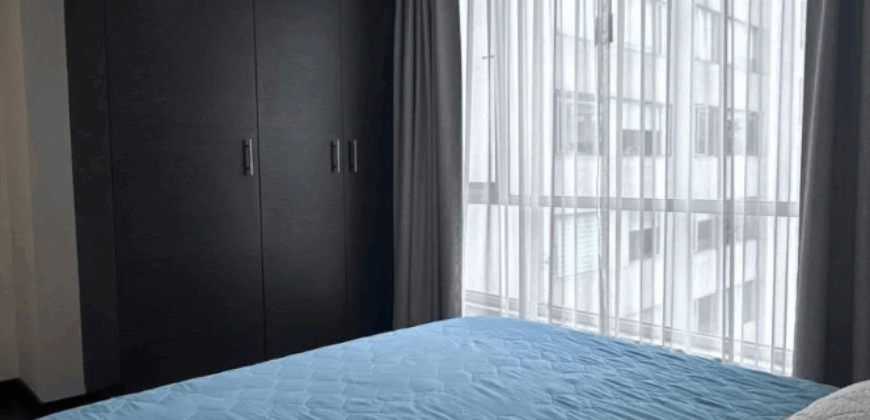 Rento Suite, con Estudio, Sin Amoblar, Parqueadero. Sector 10 de Agosto
