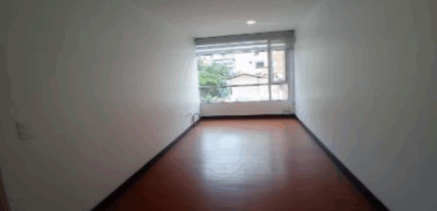 Rento Suite, Sin Amoblar, un Dormitorio, Parqueadero. Sector La Carolina