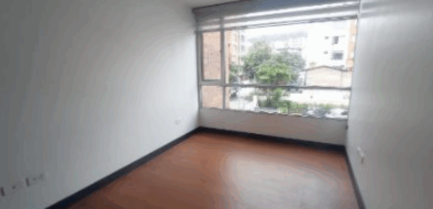 Rento Suite, Sin Amoblar, un Dormitorio, Parqueadero. Sector La Carolina