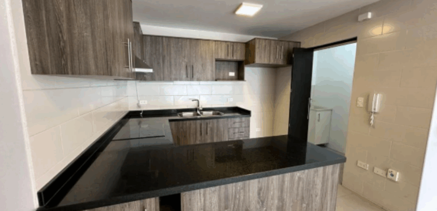 Rento Departamento, Dos Dorm., Sin Amoblar, Balcón, 93 m². Quicentro