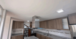 Rento Casa, Amoblada, 3 Dorm., Conj. Privado. Sector La Armenia