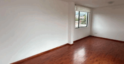 Renta Casa, 3 Dorm., Sin Amoblar, Tres Plantas. Sector Tumbaco