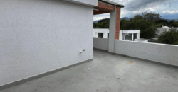 Renta Casa, 3 Dorm., Sin Amoblar, Tres Plantas. Sector Tumbaco
