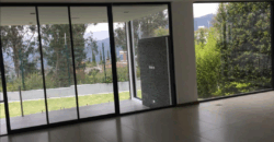 Rento Casa, Moderna, 3 Dorm., Jardin, Terraza. Sector Cumbaya