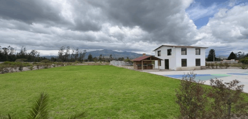 Vendo Terreno, Hermosa Vista, Conjunto Cerrado. Malchinqui – Guayllbamba
