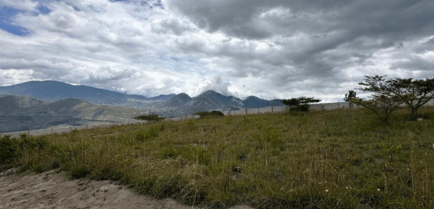 Vendo Terreno, Hermosa Vista, Conjunto Cerrado. Malchinqui – Guayllbamba