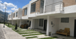 Vendo Casa, 3 Dorm., a Estrenar, Conjunto Cerrado. Sector La Tola, Tumbaco