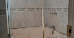 Vendo Departamento 3 Dorm., Parqueadero. Sector Los Granados