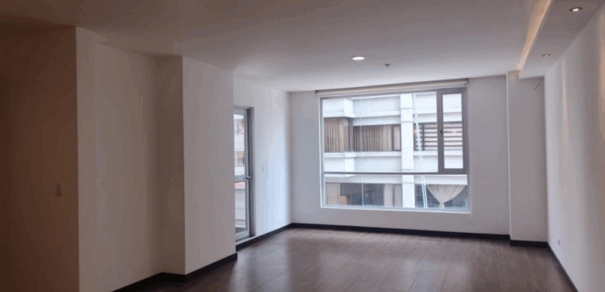 Vendo Departamento, Dos Dorm., Sin Amoblar. Sector 12 de Octubre