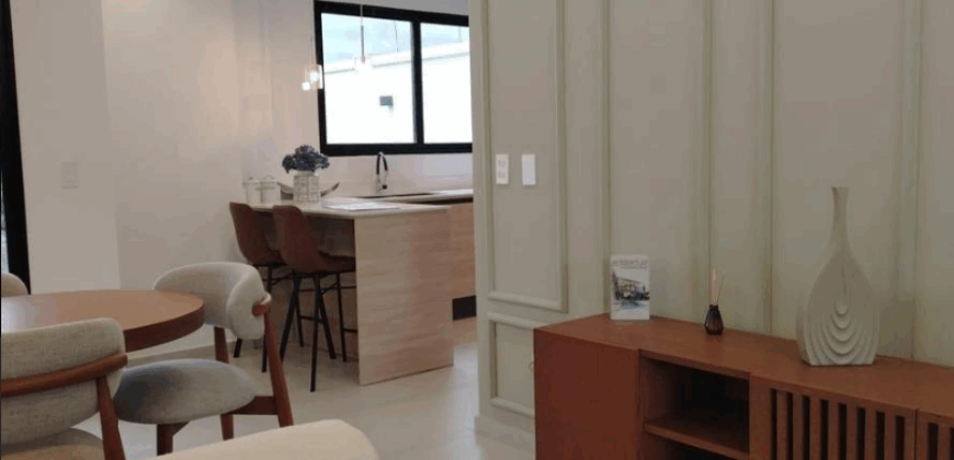 Vendo Casa a Estrenar, 3 Dorm. Conjunto Cerrado. Sector Tumbaco