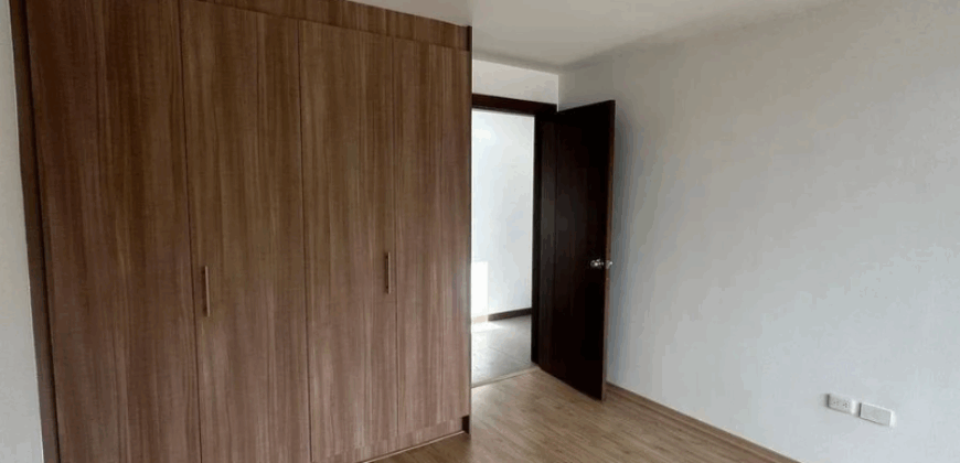 Vendo Departamento, 3 Dorm., Estudio. Urb Privada, Cumbaya
