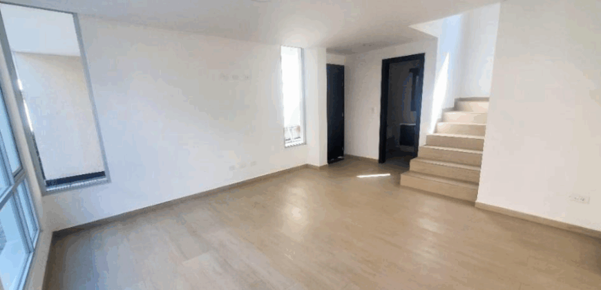 Vendo Casa, No Adosada, 4 Dorm., a Estrenar, Conj. Privado. Sector Tumbaco