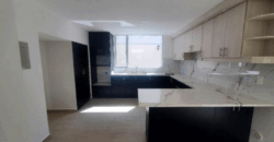 Vendo Casa, No Adosada, 4 Dorm., a Estrenar, Conj. Privado. Sector Tumbaco