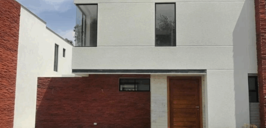 Vendo Casa, Tres Dorm., a Estrenar, Conj. Privado. Sector Tumbaco