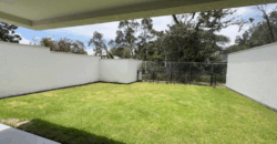 Vendo Casa, Tres Dorm., a Estrenar, Conj. Privado. Sector Tumbaco