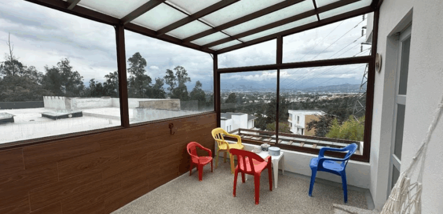 Vendo Casa, Dos Plantas, Tres Dorm., Jardín. Conj. Privado. Sector Tanda