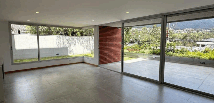Vendo Departamento, a Estrenar, 3 Dorm.. Urb Privada, Cumbaya