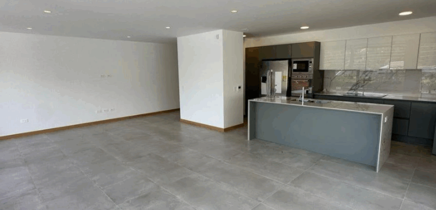 Vendo Departamento, a Estrenar, 3 Dorm.. Urb Privada, Cumbaya
