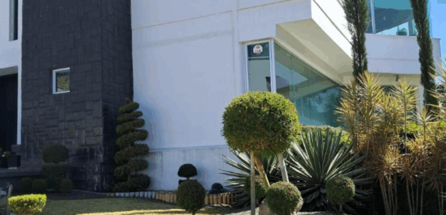 Vendo, Casa, Tres Dormitorios, Urb. Privada, Sector Rancho San Francisco