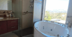 Vendo Casa, Tres Dormitorios, Urb, Privada. Sector Rancho San Francisco