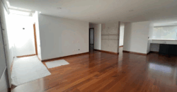 Vendo Casa Independiente, a Estrenar, 4 Dorm.. Urb. Privada, Cumbaya