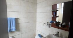 Vendo de Oportunidad Suite, un Dormitorio, Parqueadero. Sector La Carolina