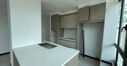 Vendo Departamento, a Estrenar, Dos Dormitorios, Balcón. Sector Quiteño Libre