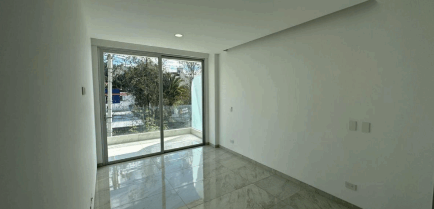 Vendo Departamento, Tres Dormitorios, Terraza, a Estrenar. Sector Granda Centeno