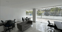 Local en Venta, Planta Baja, Acabados de Primera. Sector Granda Centeno