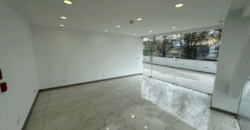 Vendo Local, Acabados de Primera, Planta Baja. Sector Granda Centeno
