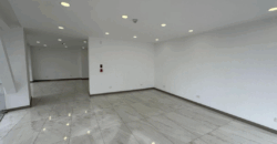 Vendo Local, Acabados de Primera, Planta Baja. Sector Granda Centeno
