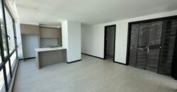 Vendo Departamento, Dos Dormitorios, a Estrenar, Balcón. Sector Quiteño Libre