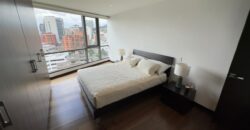 Vendo Elegante, Departamento Tres Dormitorios, Amoblado. Sector Bosmediano