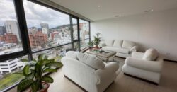 Vendo Elegante, Departamento Tres Dormitorios, Amoblado. Sector Bosmediano