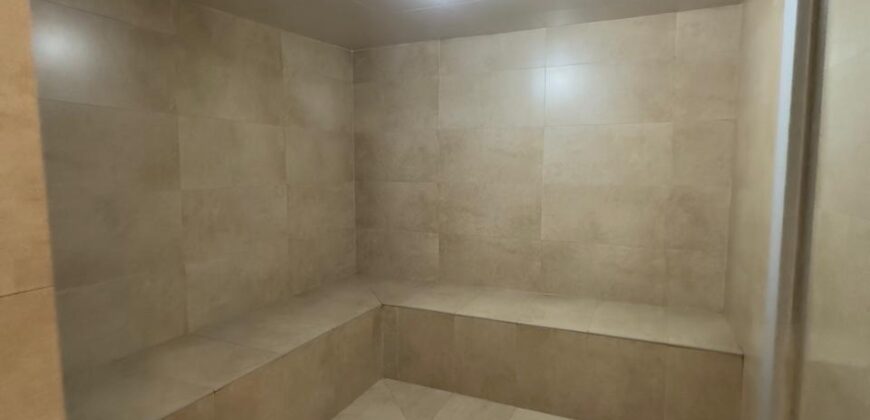 Vendo Elegante, Departamento Tres Dormitorios, Amoblado. Sector Bosmediano