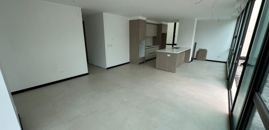 Vendo Departamento, Tres Dormitorios, a Estrenar, Terraza. Sector Quiteño Libre