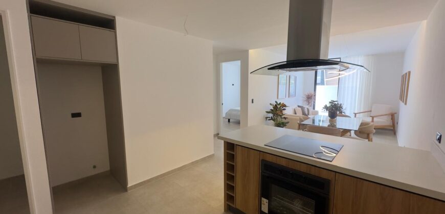 Vendo Suite, a Estrenar, Un Dormitorio, Sin Amoblar. Sector San Patricio, Cumbaya