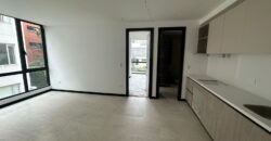 Vendo Suite, a Estrenar, Un Dormitorio, Balcón. Sector Quiteño Libre