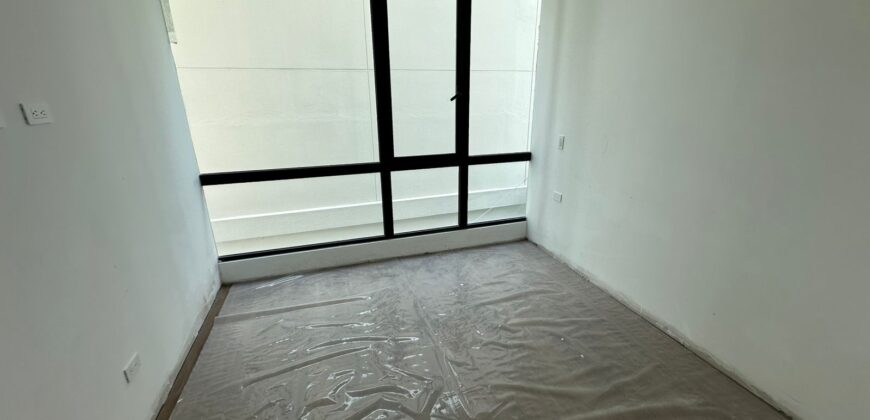 Vendo Departamento, Tres Dormitorios, a Estrenar, Terraza. Sector Quiteño Libre