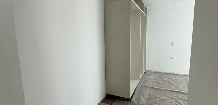 Vendo Suite, a Estrenar, Un Dormitorio, Balcón. Sector Quiteño Libre