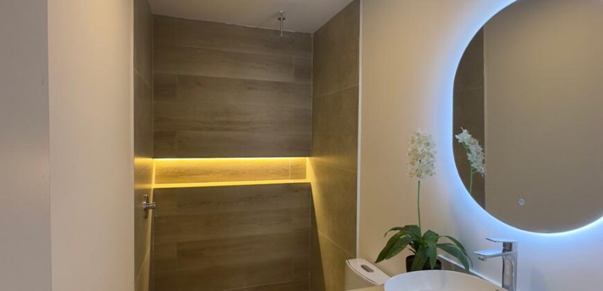 Vendo Suite, a Estrenar, Un Dormitorio, Sin Amoblar. Sector San Patricio, Cumbaya
