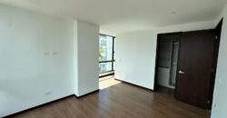 Vendo Departamento, a Estrenar, Dos Dormitorios, Balcón. Sector Quiteño Libre