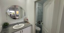 Vendo Departamento Duplex, Tres Dormitorios. Sector Embajada Americana