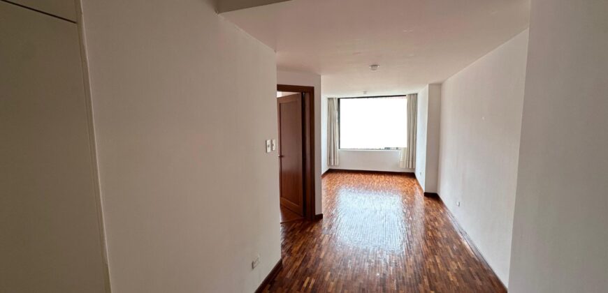 Rento Suite, Sin Amoblar, Parqueadero, Sector La Carolina