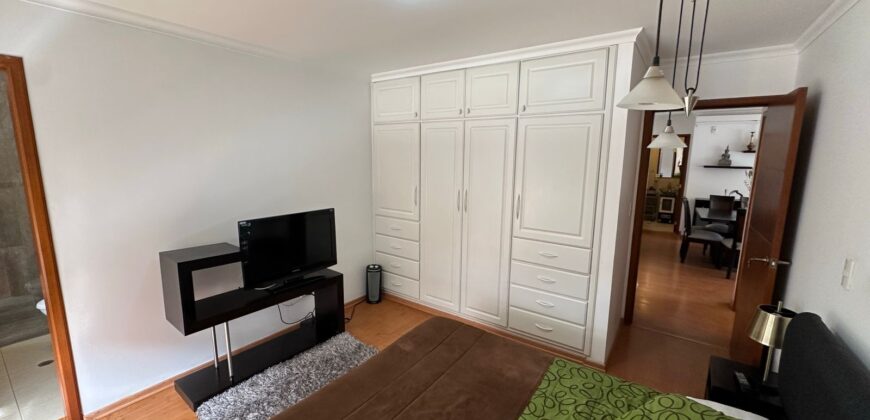 Vendo Departamento, Dos Dormitorios, Sin Amoblar. Sector El Batán