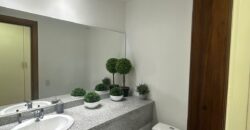 Vendo Departamento Duplex, Tres Dormitorios. Sector Embajada Americana