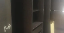 Vendo Suite, un Dormitorio, Parqueadero, Terraza. Sector El Batan