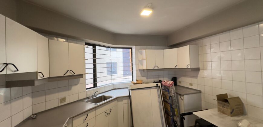 Vendo Suite, Sin Amoblar, un Dormitorio. Sector La Carolina