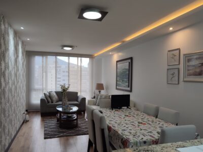Vendo Departamento, Tres Dormitorios, Balcón. Sector 12 de Octubre